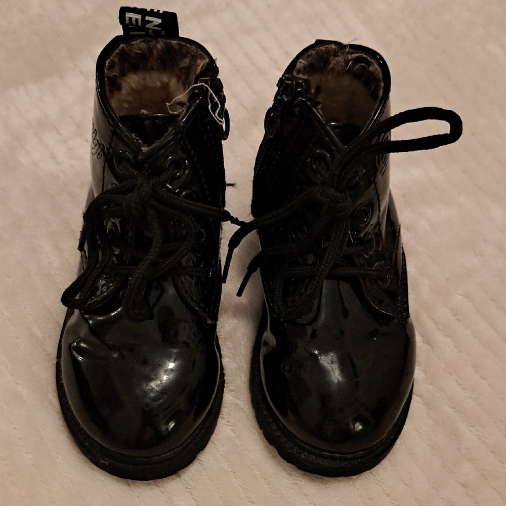 Shiny Black Kids Boots with Faux Fur Lining